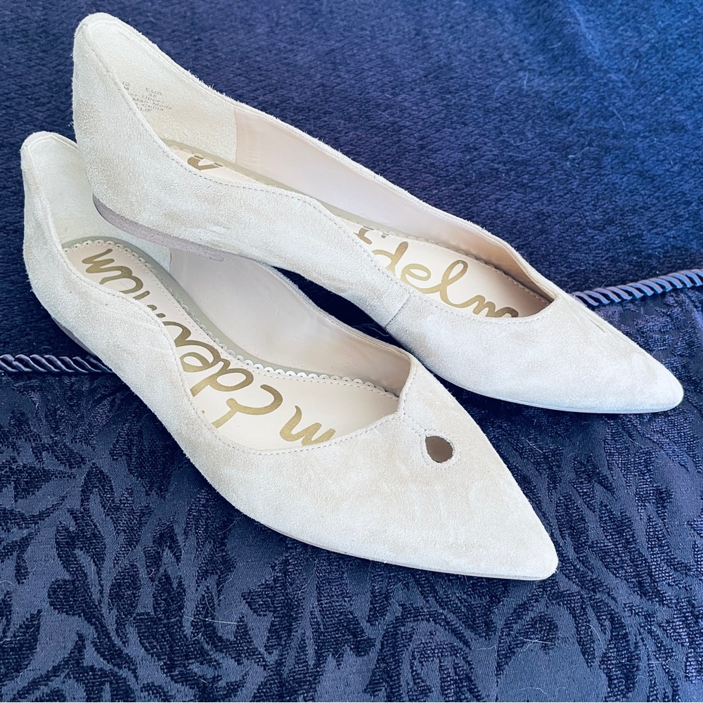 Sam Edelman Rosalie scalloped sued tan flat shoes size 8